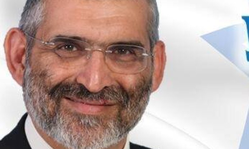 מיכאל בן ארי: הלהב"ה של חג החנוכה