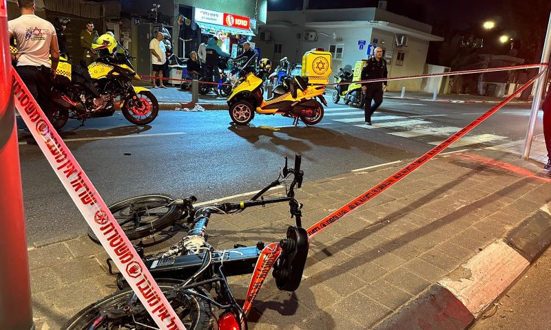 תל אביב: רוכב אופניים נהרג בהתנגשות עם אופנוע