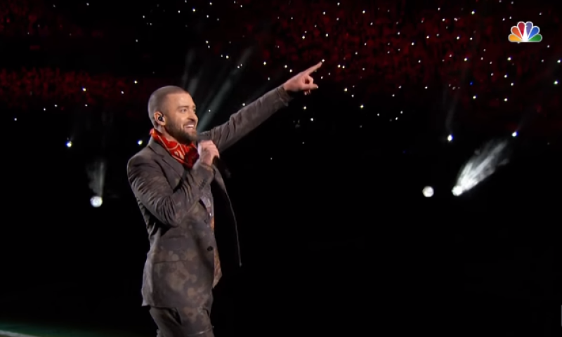 במקום טימברלייק: הזמר החסידי שכיכב בסופרבול