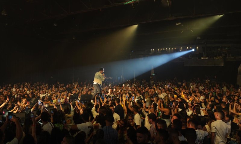 הישג: אדיר גץ בהופעה ראשונה בהאנגר 11