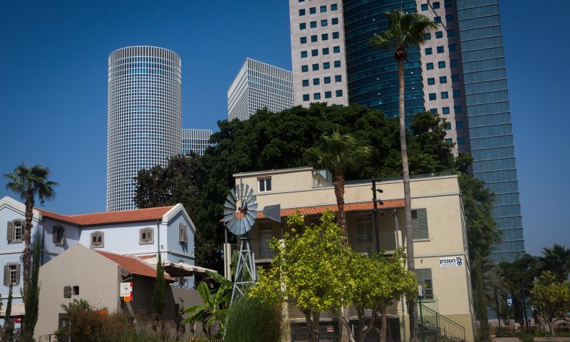 פרופ' אביעד הכהן: חוזה שמחייב עבודה בשבת &ndash; בטל