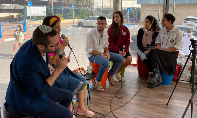 בני עקיבא VS אריאל: מי ניצח במשאית הסרוגה?