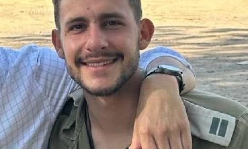 סרן דניאל פרץ נפל בקרב וגופתו מוחזקת בשבי