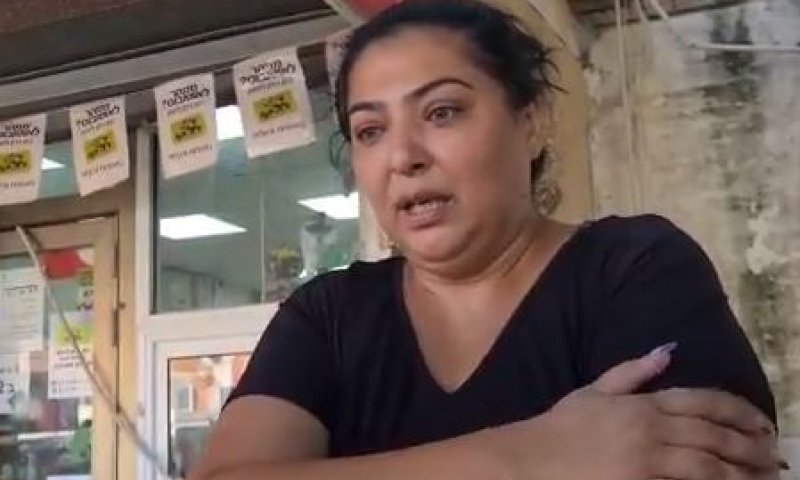 שכנתה של הנרצחת: "הבן שלה אמר לי 'רצחתי אותה'"