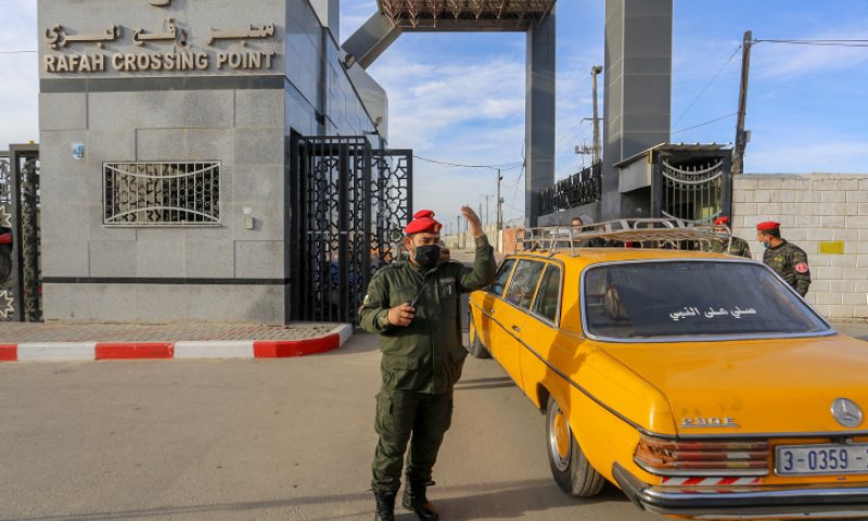 מי שצריך להציב פה קו אדום זו ישראל למצרים