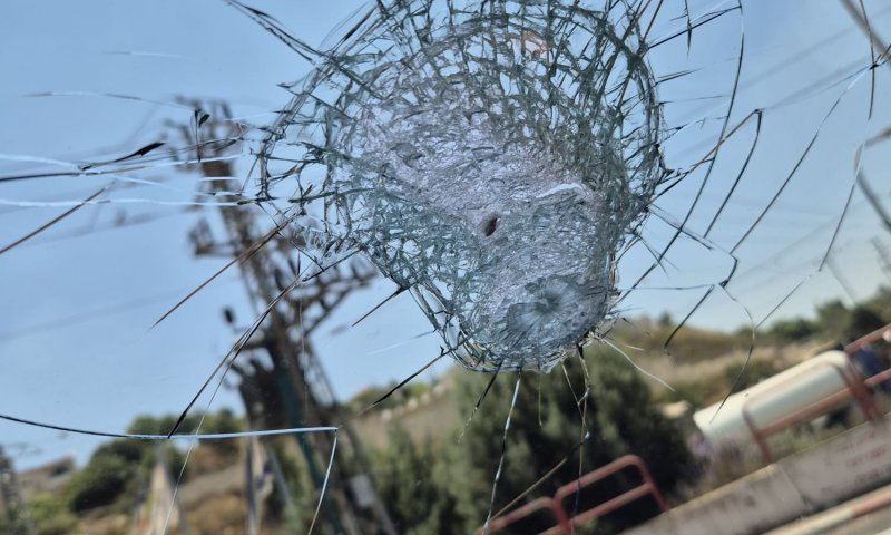 7 פיגועי אבנים בשבוע בכביש גלעד: "ההרתעה לא קיימת"