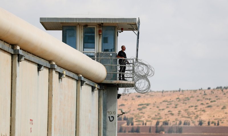 פרשת הסרסור בסוהרות מסתעפת: נחקר חשוד נוסף