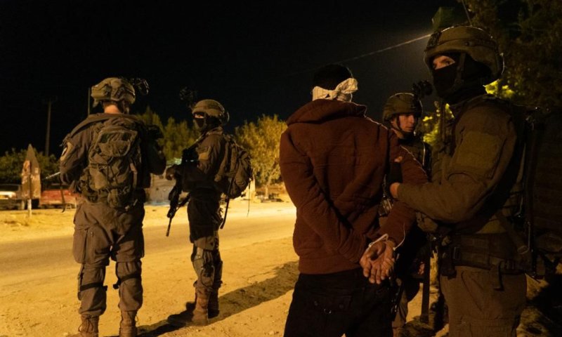 כך נעצר המחבל שביצע את הפיגוע בישיבה. צפו בתיעוד