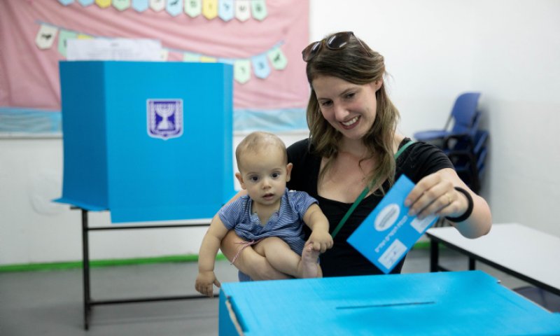 הושגה הסכמה; זה התאריך במקרה שיוצאים לבחירות