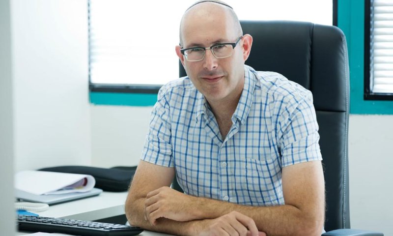 "נשקם את מערך ההסברה" אושר המינוי של אלעד טנא