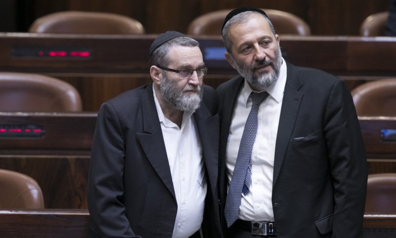 הפתרון למניעת בחירות מונח בידי החרדים?