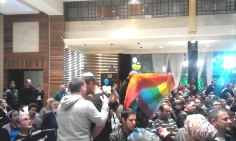 צפו: כך פוצץ כנס הבית היהודי בחיפה