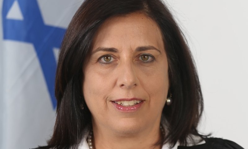 שופטת מכהנת יוצאת נגד הרפורמה המשפטית