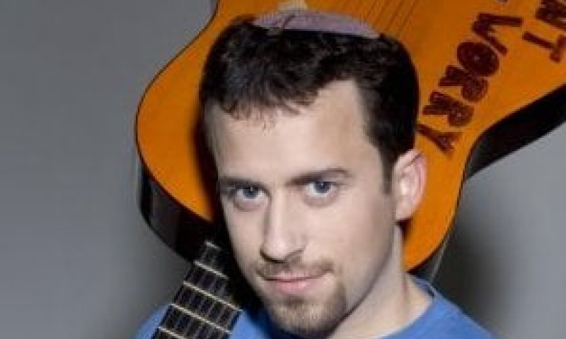 יאיר אורבך בפארודיה על השוטר בכביש 6