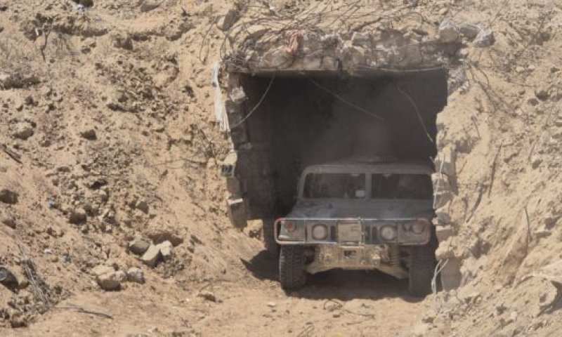 הכתב הצבאי בתחזית מבעיתה: "אין בית בעזה בלי מנהרה"