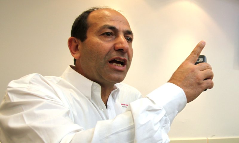 חשד: רמי לוי ריגל אחרי בעלי פורטל הדף היומי