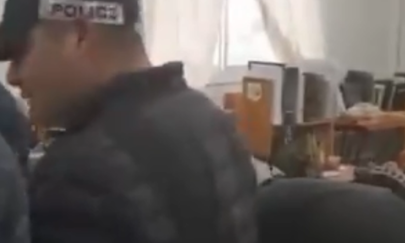 פרשת הנערים מרחלים: המשטרה פרצה לישיבה