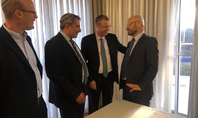 "שבוע להרכיב ממשלה": הליכוד וכחול לבן נפגשו בפעם השלישית