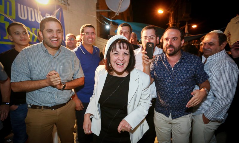 מהפך בבית שמש: עליזה בלוך ניצחה את אבוטבול