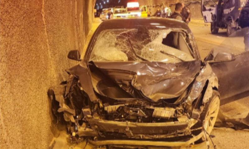 "עפו 30 מטר": שני גברים נהרגו בכביש המנהרות