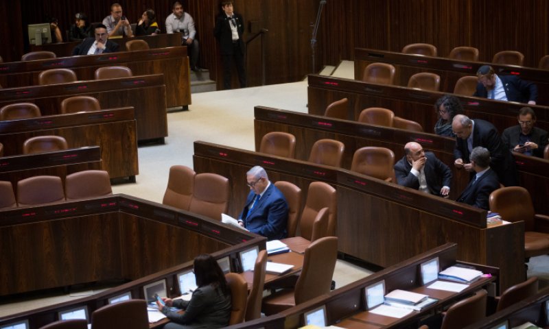 בחירות? בקואליציה מושכים זמן עד להכרעת נתניהו