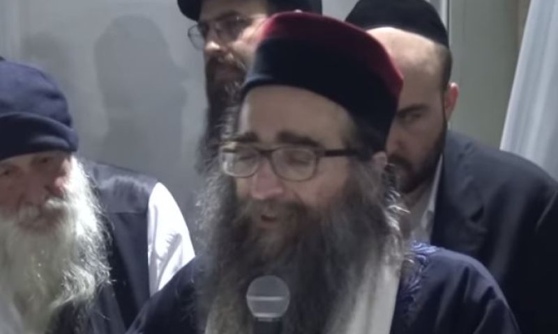 צפו: החיים החדשים של הרב יאשיהו פינטו