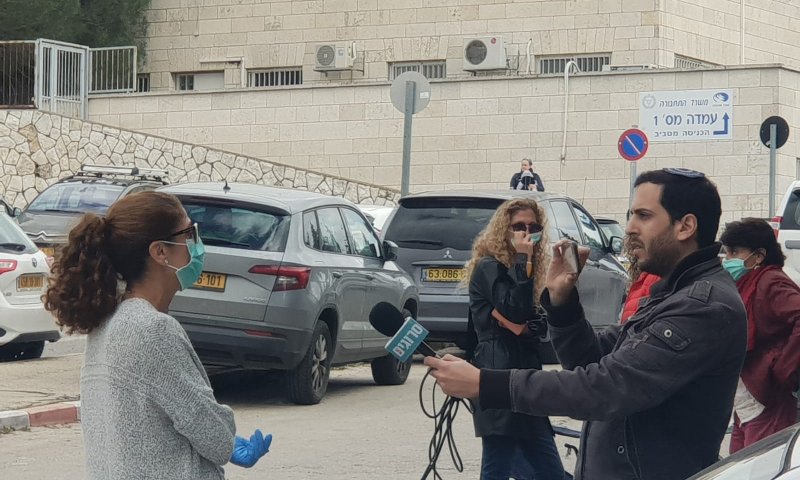 "אחרי שבועיים בבידוד, הגענו להצטופף בקלפי"