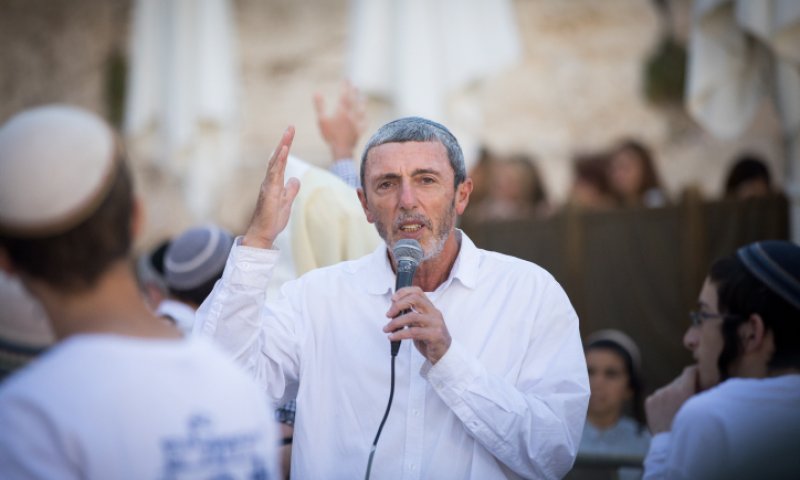 הרב פרץ לא מוותר לשקד: "היו"ר צריך להיות דתי"