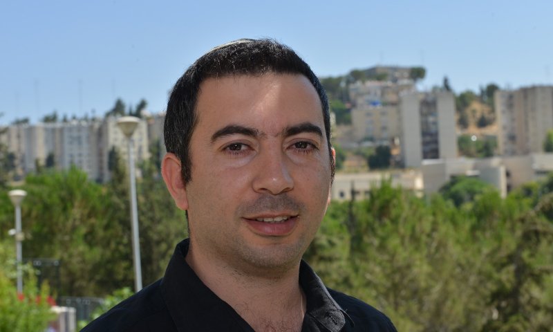 מה מביא לוחם בן 21 לירות לעצמו כדור בראש?