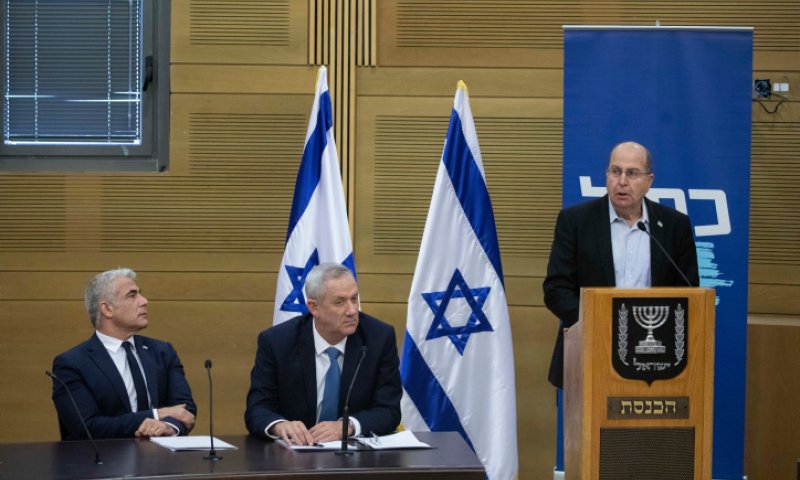 עימות חריף ב'כחול לבן' בין לפיד לח"כים הימניים