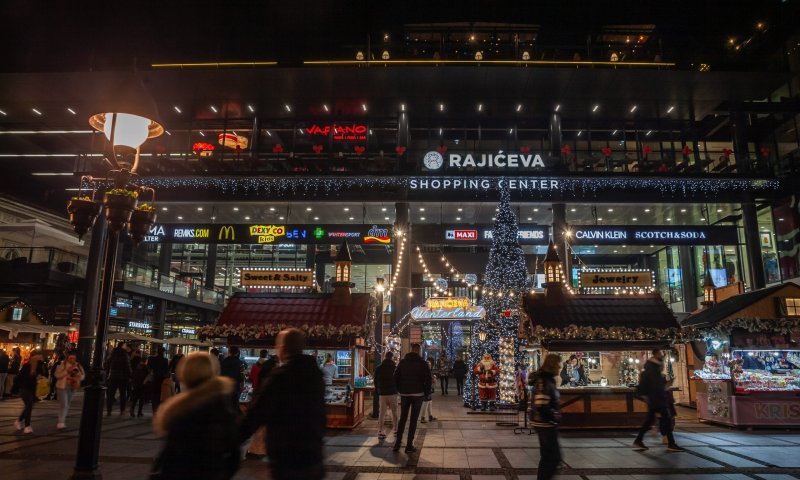 בלגרד: ניסיון פיגוע בשגרירות ישראל, שוטר נפצע