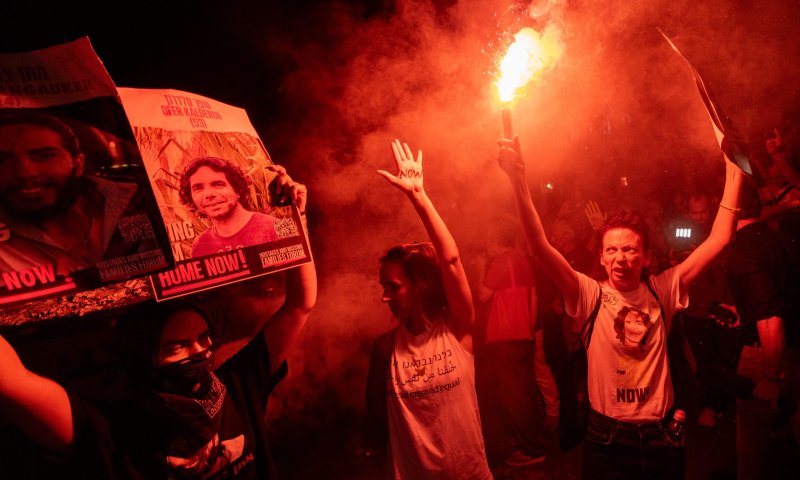 "אם לא תהיה עסקה &ndash; נוציא מיליונים לרחובות"