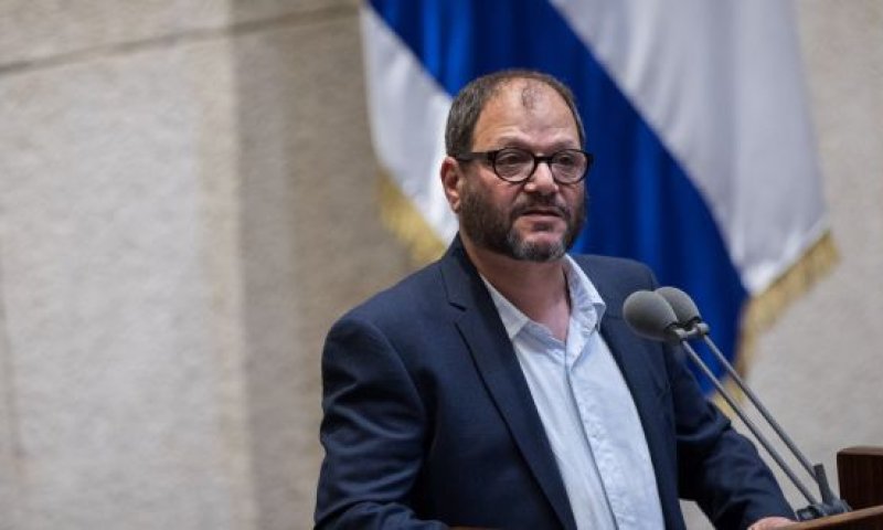 "אני אפוצץ לך את הצורה" &ndash; תלונה הוגשה נגד ח"כ כסיף