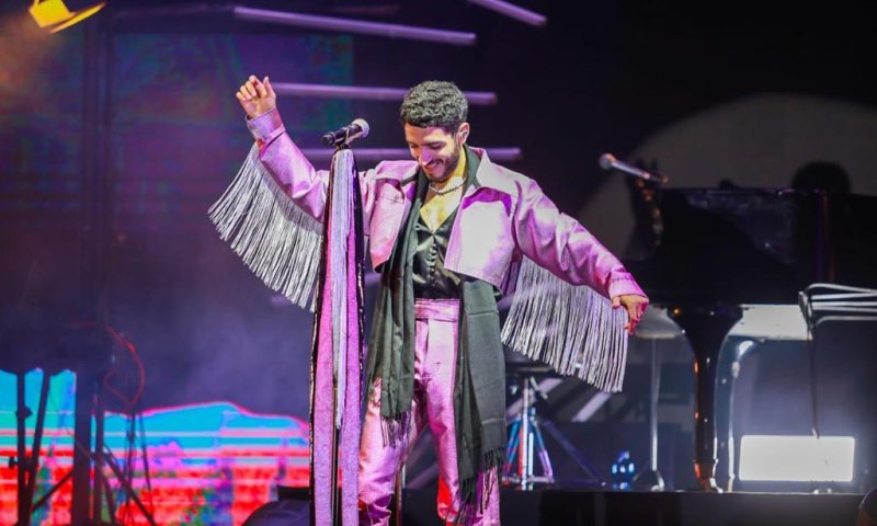 תמיר גרינברג במופע שביעי, לפני שהוציא סינגל ראשון