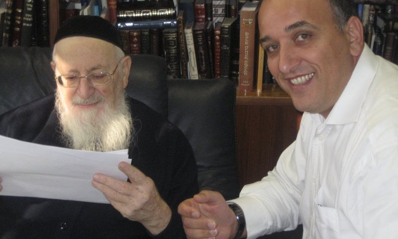 "בזכות יאיר לפיד מאות בתי כנסת נבנו השנה"