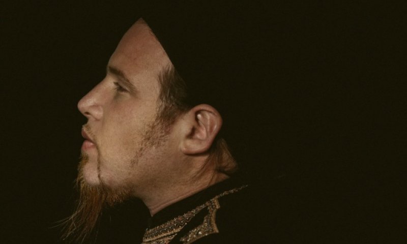 היישר מפרס: בוצר בדואט מפתיע במיוחד. צפו