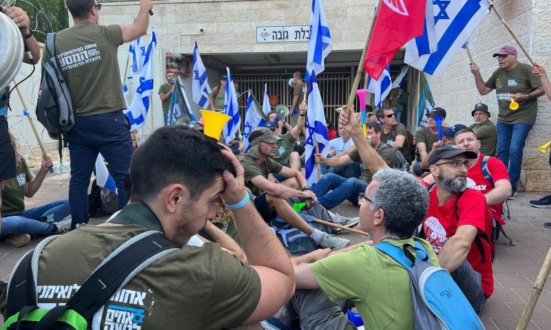 בכיר במשטרה: המחאה פוגעת במאבק נגד הפשיעה