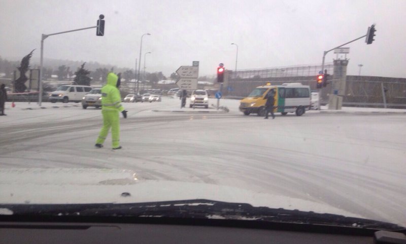 ירושלים נצורה: הכבישים לבירה נסגרו