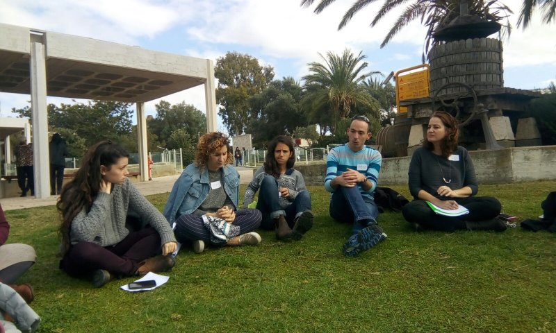 לא רק "לדבר על&hellip;", אלא "לפגוש את&hellip;"&nbsp;