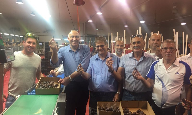 בשיירה מאובטחת הח"כים נכנסו לבית הכנסת ביריחו