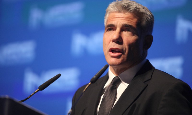 לפיד: "איפשהו בין איתמר ליצהר קבור הכסף"