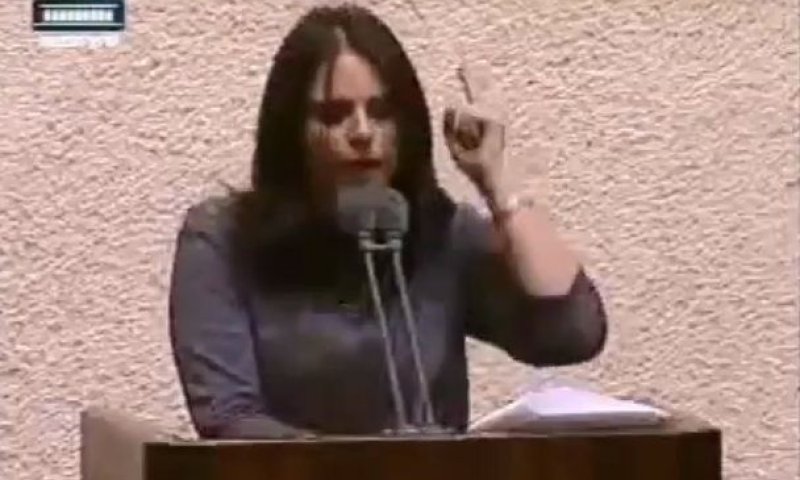 צפו; שקד מתפוצצת על חברי הכנסת הערביים