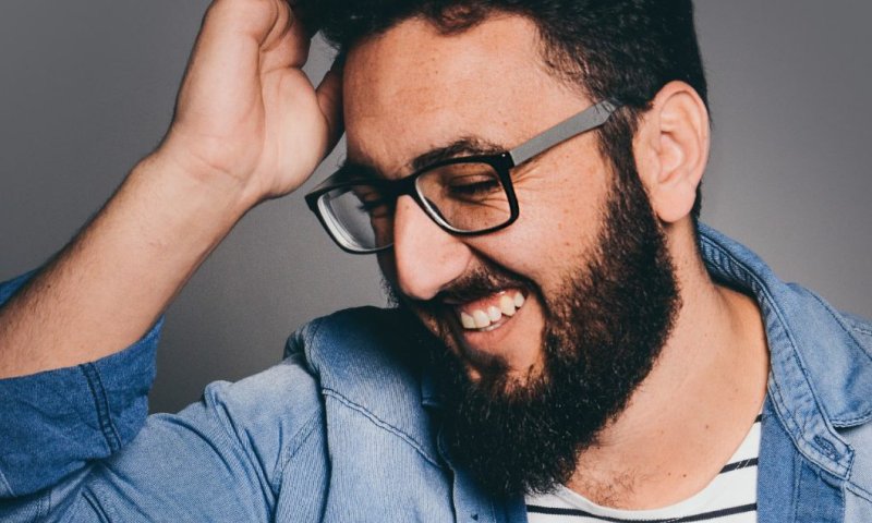 'מתפלל שירפא וינחם": אלנתן שלום בסינגל חדש