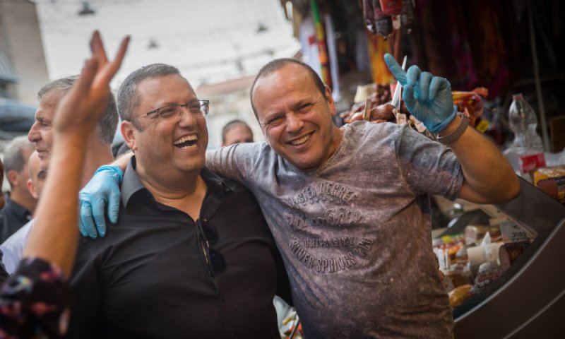 10 ימים לבחירות &bull; סקר: יש מנצח בסיבוב הראשון בי-ם