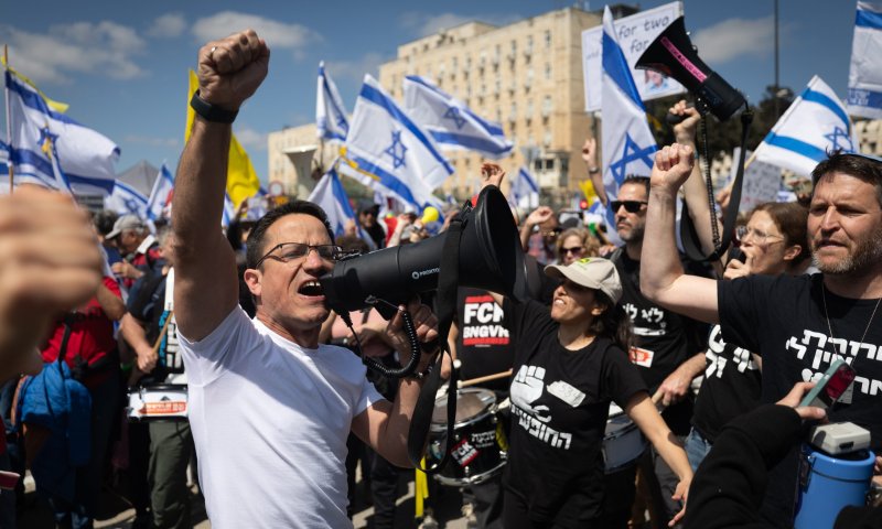 המצור על הכנסת: רונן בר נכשל גם בהגנה על הדמוקרטיה