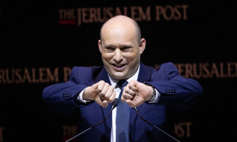 סערת בנט והחרדים: נפתלי למד מצוין את הרב קוק