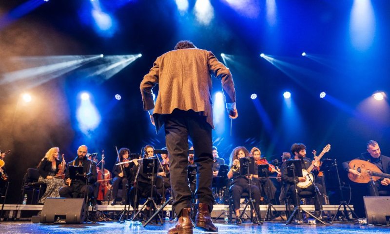 התזמורת האנדלוסית אשדוד במופע חדש עם עומר אביטל