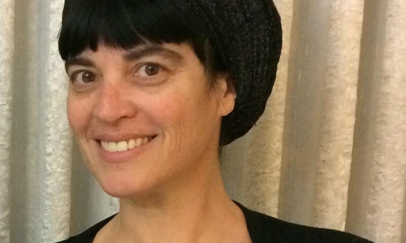 הרופאה שלומדת תיאטרון כדי להקל על המטופלים