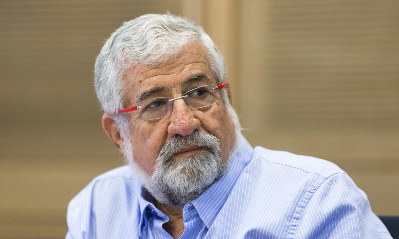 יו"ר העבודה לשעבר: "קורא למצביעי הימין להתפכח"