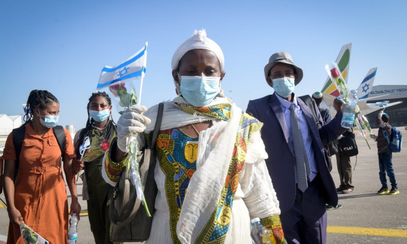 הממשלה אישרה: עוד 2,000 מבני הפלשמורה יעלו לארץ